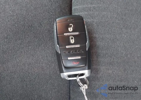 2021 Ram 1500 Big Horn 4X4 5'7 Box from USA, damaged, VIN 1C6SRFFT3MN569783